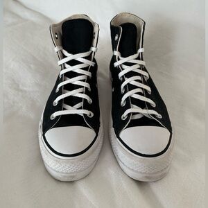 Black Converse: Chuck Taylor All Star Lift Platform Canvas